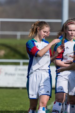 Bild 378 - wBJ SV Henstedt Ulzburg - TSV Sch�nberg : Ergebnis: 5:2